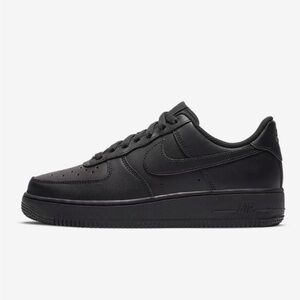 Nike Air Force 1 ‘07 in black🖤